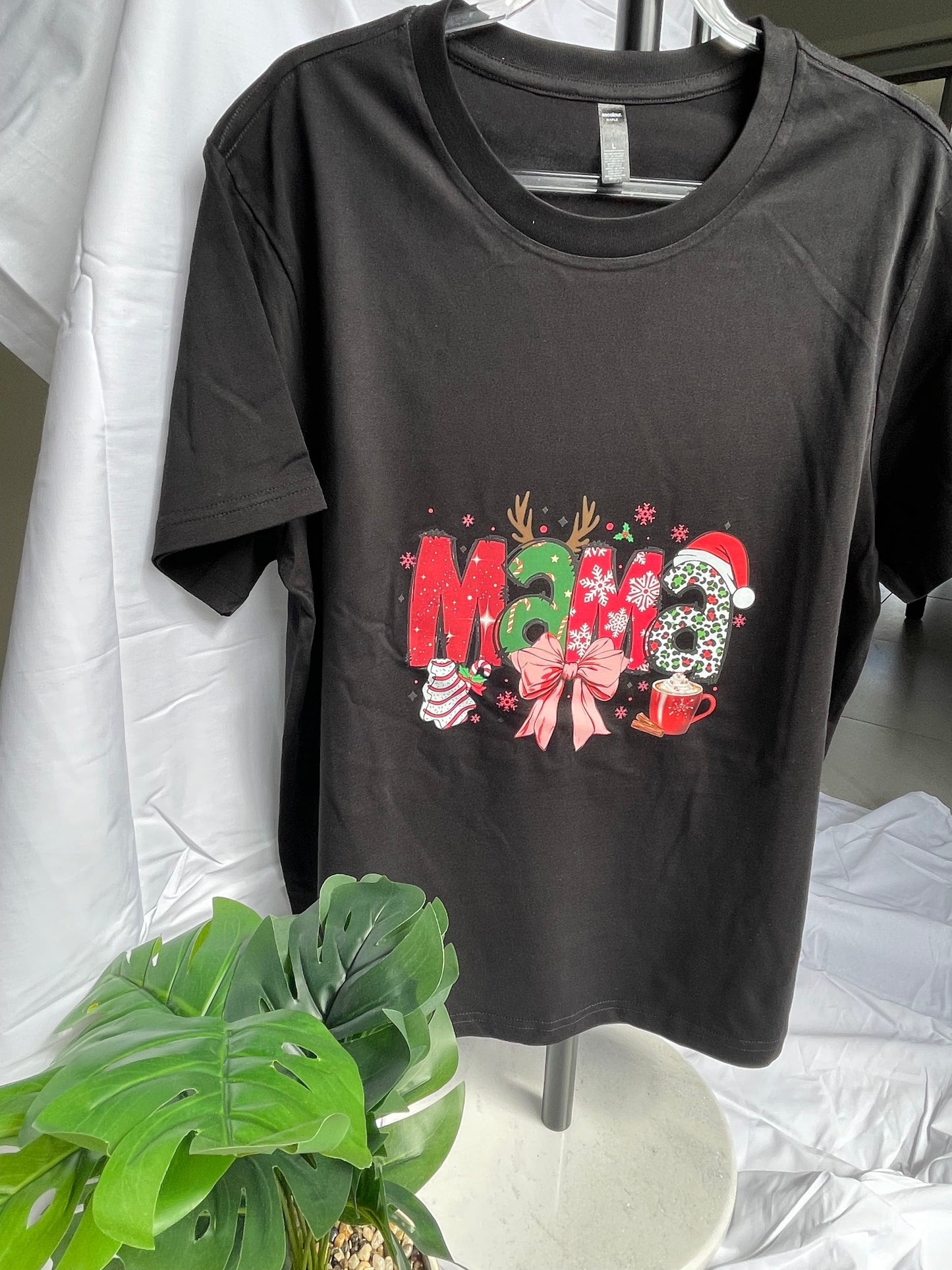 Mama Christmas T shirt